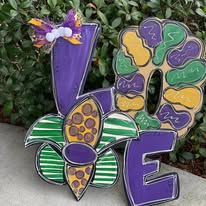 Love King cake Door Hanger