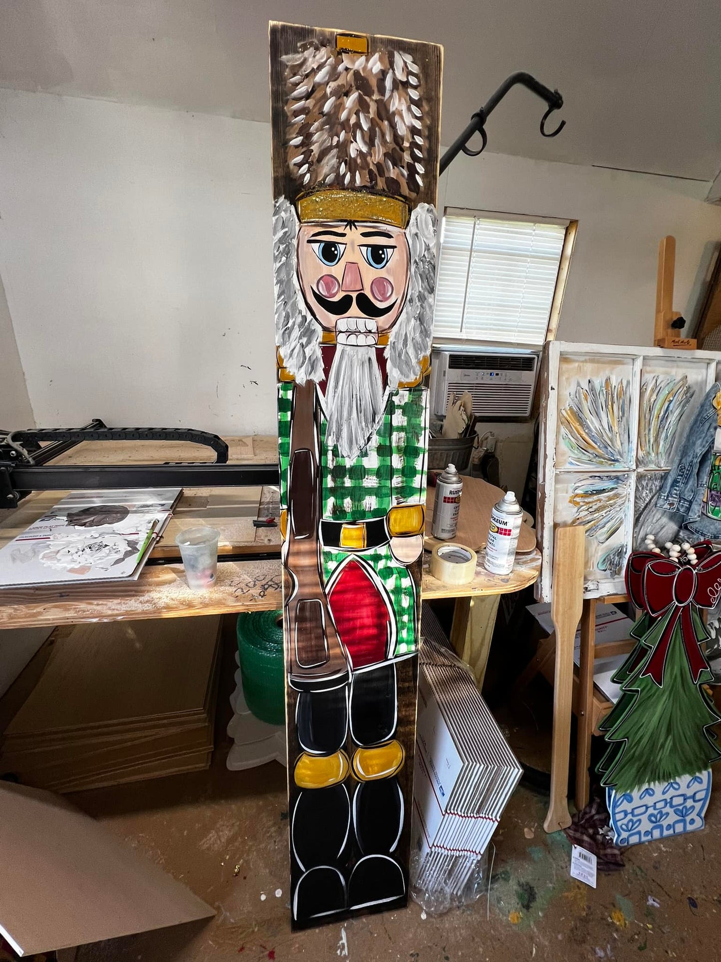 Christmas Nutcracker Leaner