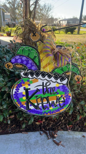 mardi gras krewe hanger